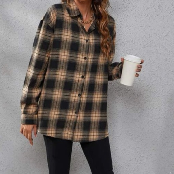 Khaki Plaid Button Down Shirt in M and L - Picture 3 of 6